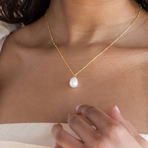 Pearl Station Pendant Necklace
