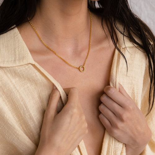 Versatile Minimalist Circle Necklace