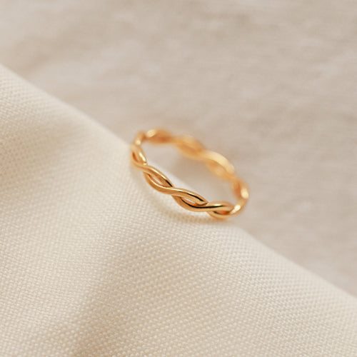 Braided Ring for Effortless Style