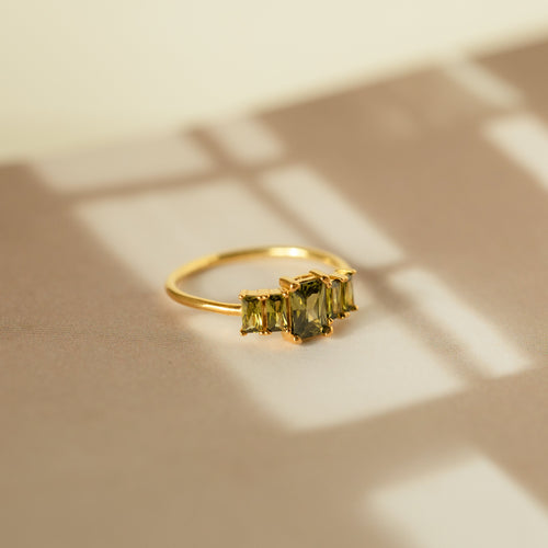 Vintage Charm: Art Deco Birthstone Ring