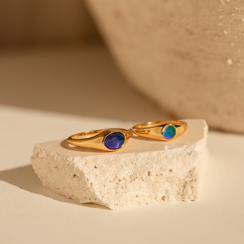Subtle Elegance: Mini Signet Mood Ring