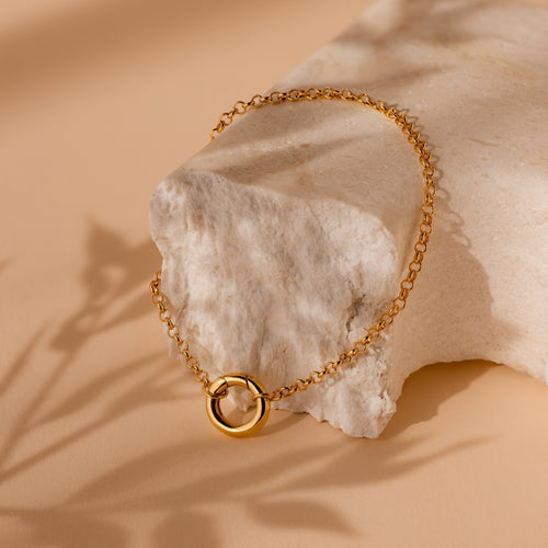 Minimalist Circle Bracelet
