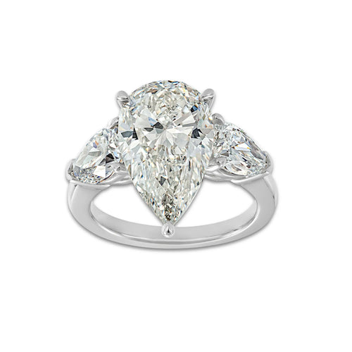 Milan Ring 18K White Gold, E, VS1 | IGI Certified, 6 ct Center