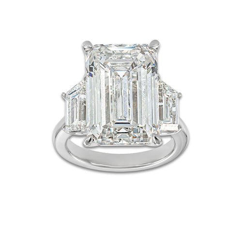 Bellagio Ring 18K White Gold, E, VS1 | IGI Certified, 15 ct Center
