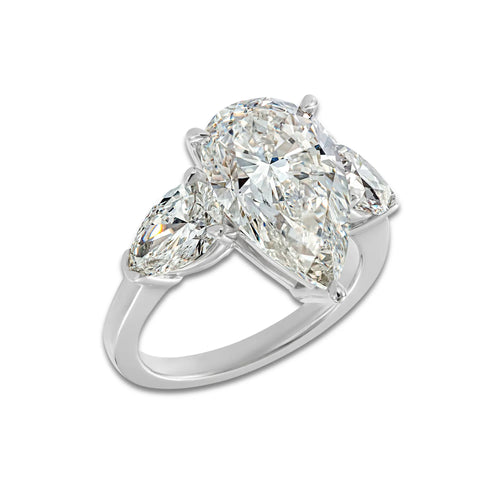Milan Ring 18K White Gold, E, VS1 | IGI Certified, 6 ct Center