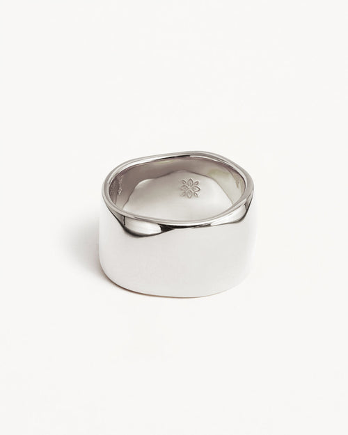 White Gold Vermeil Muse Ring